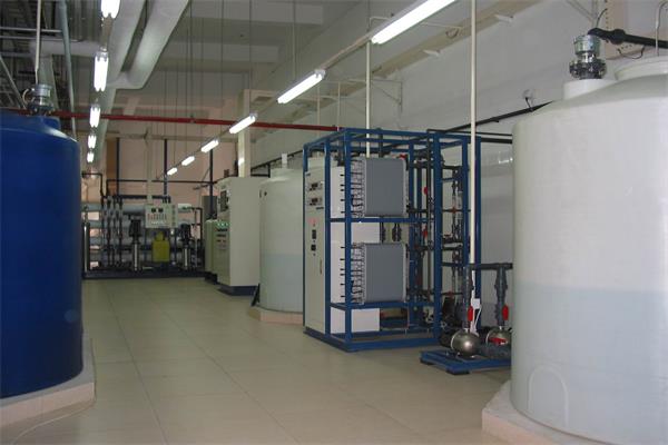 電子工業超純水設備